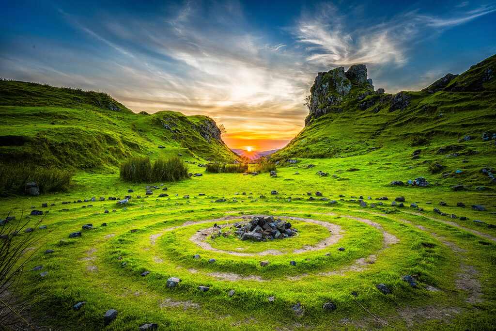 Paisagem e monumento ritualístico de sonho lúcido